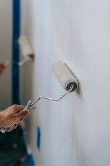 Casa-gradina.ro - Secretele zugrăvitului: cum previi apariția urmelor de vopsea