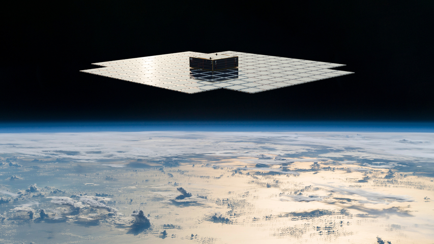 FOTO Vodafone și Orange au început în România testele pentru conectivitatea prin satelit direct pe smartphone