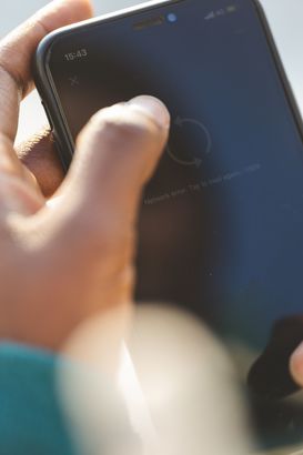 Airalo pentru Android rezolvă problema internetului mobil în străinătate prin instalarea unui eSIM