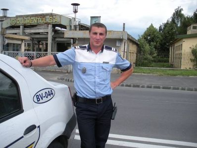Luana Minea, femeia care l-a reclamat pe poliţistul Marian Godină, şi-a dat demisia de la şefia Crucii Roşii Braşov