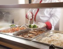 Argeş: Cantinele şi firmele de catering care livrează mâncare copiilor de la creşe, grădiniţe şi şcoli vor fi verificate