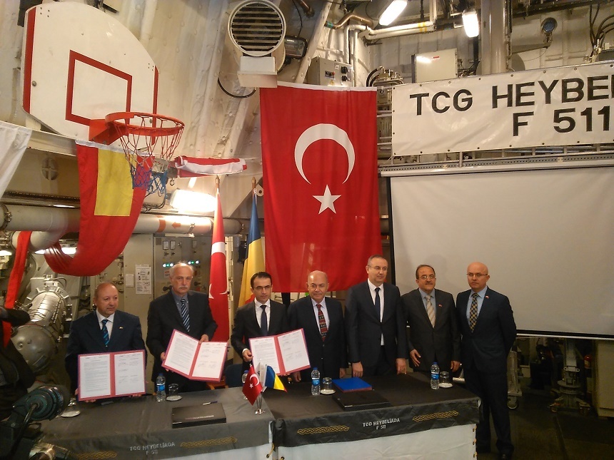 Trei firme din Turcia şi una din România participă împreună la licitaţia pentru modernizarea fregatelor Forţelor Navale Române