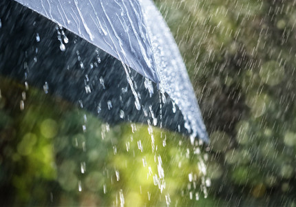Informare meteo: Ploi în toată ţara, de sâmbătă dimineaţa până luni seara