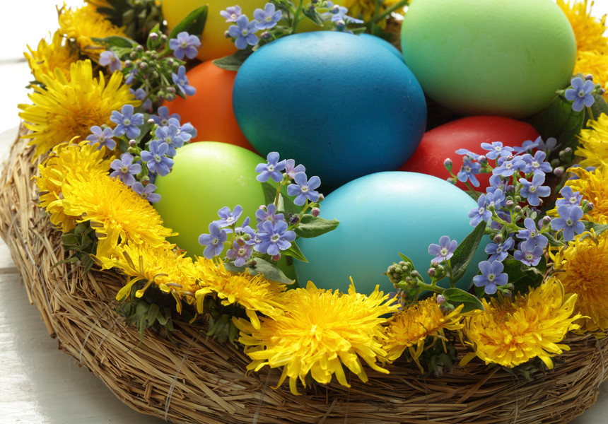 IRES: Românii sărbătoresc Paştele în proporţie de 97 la sută, însă două treimi spun că nu există obiceiuri tradiţionale specifice în zona lor
