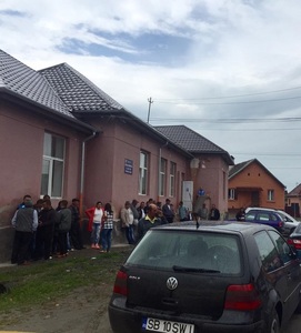 PNL Sibiu a făcut plângere penală împotriva primarului unei comune, pe care îl acuză de mită electorală