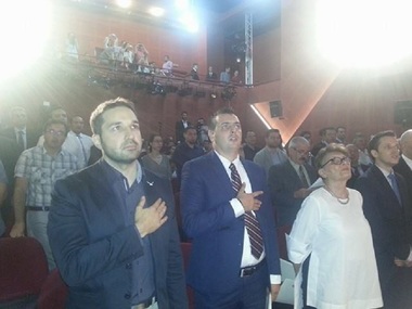 Cei 55 de consilieri ai Capitalei au depus jurământul; Aurelian Bădulescu (PSD) ales preşedinte CGMB pentru următoarele trei luni