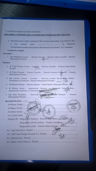 Angajaţi ai Primăriei Ploieşti, cercetaţi disciplinar după ce ar fi semnat ilegal pentru recepţia unor lucrări pe fonduri europene