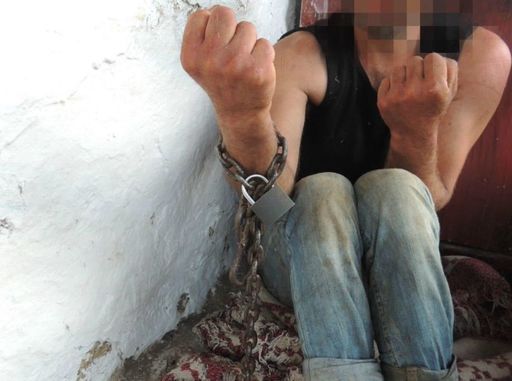 Adulţii victime în dosarul sclaviei de la Berevoeşti sunt într-un loc secret unde primesc ajutor de la o fundaţie