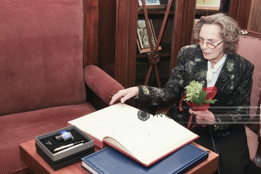 O ceremonie religioasă pentru regina Ana, la care au participat trei dintre fiicele ei, a avut loc în oraşul Morges
