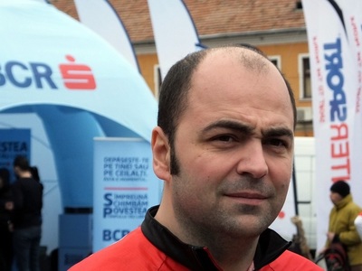 Galaţi: Un bărbat pasionat de sport va participa la un triatlon ca să strângă fonduri pentru dotarea maternităţii cu un incubator