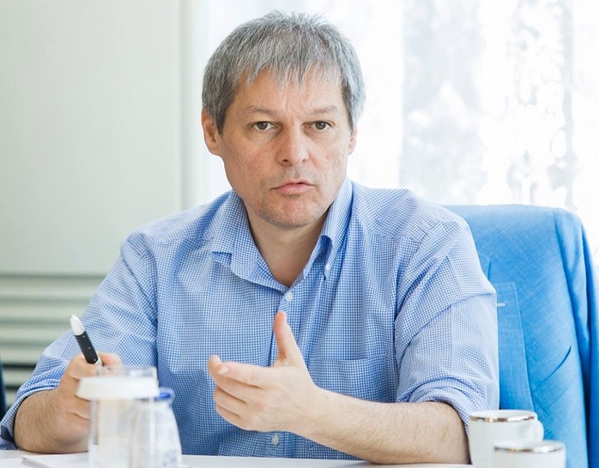 Cioloş: Sistemul trebuie schimbat pentru a lăsa spaţiu profesorilor care au curajul unor viziuni noi în pedagogie