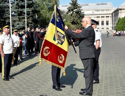 Arafat: Au fost contractate echipamente pentru intervenţii de urgenţă de 25 de mil. euro, anul acesta se vor contracta de încă 35 mil. euro