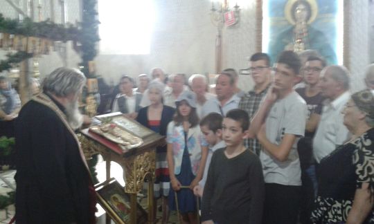Elevi şi părinţi implicaţi în Festivalul de teatru “Sf. Ierarh Antim, prietenul Şcolii mele”/Foto: Elvira Gheorghiţă