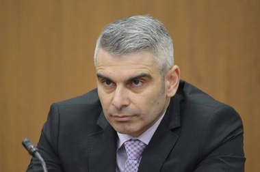 Vaslui: Subprefectul le cere primarilor să ia măsuri urgente pentru ca oamenii să nu mai moară în beciuri ”pentru 20 de litri de vin”