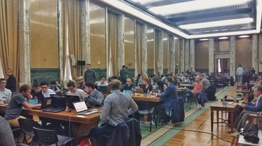"Hackaton" la Guvern: Peste 100 de tineri vor crea timp de 2 zile proiecte pentru îmbunătăţirea administraţiei publice