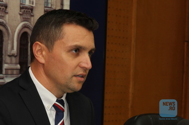 Şeful Poliţiei Municipiului Sibiu, cel care susţine că a ordonat împuşcarea ursului, renunţă la funcţie