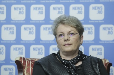 CONFERINŢĂ News.ro - NN România/Ileana Horvath, ASF: 25.000 de oameni primesc pensii din pilonul 2 şi 3 în ultimii cinci ani. Avem o problemă: în 2025 vor ieşi la pensie 75.000 de oameni