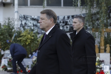 Iohannis: După un an de la Colectiv, mi-aş fi dorit să ştim totuşi cine s-a făcut vinovat de acest accident teribil