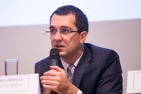 Voiculescu: Se lucrează la mai multe acte normative pentru schimbarea condiţiilor în care pot fi numiţi managerii de spital