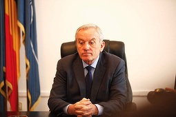 Primarul din Buzău susţine că ”găşti mafiote” încearcă să-l denigreze şi că ar fi fost urmărit de o firmă de detectivi particulari