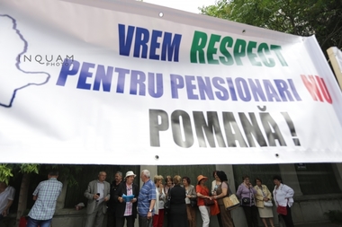 Guvernul a stabilit măsurile prin care va fi aplicată Strategia naţională pentru promovarea îmbătrânirii active şi protecţia persoanelor vârstnice
