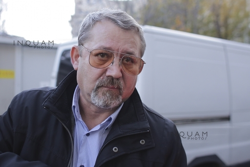Fostul secretar de stat Adrian Sanda şi alte şase persoane, reţinuţi în dosarul privind acordarea ilegală a unor titluri pentru revoluţionari