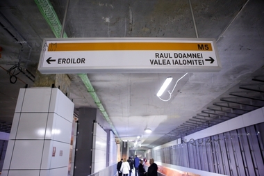 Ministrul Transporturilor reconfirmă finalizarea secţiunii Râul Doamnei - Eroilor din magistrala 5 pentru semestrul doi din 2017