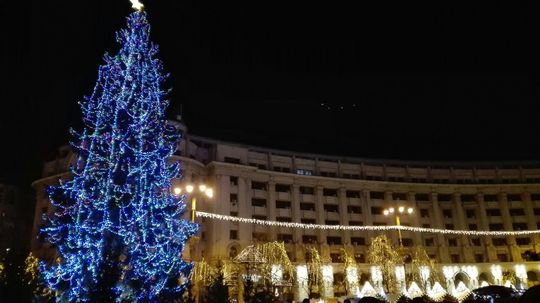 Luminile de sărbători au fost aprinse în Capitală/Foto: Cristina Radu