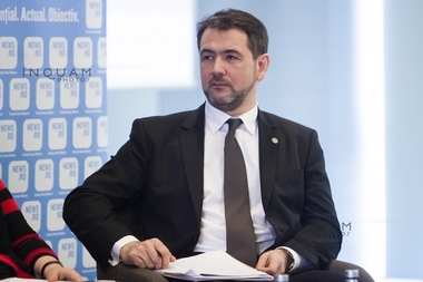CONFERINŢA NEWS.RO: Secretar de stat în Ministerul Educaţiei - Într-un fel, este absurd să reglementezi numărul de ore pe care copiii trebuie să le petreacă făcându-şi temele obligatorii. Problema trebuie abordată calitativ, nu cantitativ