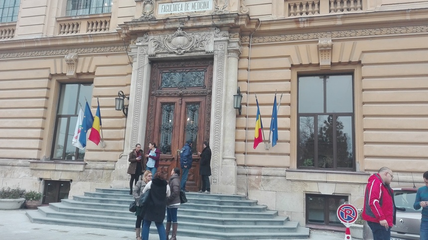 Profesorul universitar Gheorghe Burnei, suspendat din funcţia de prodecan al Facultăţii de Medicină de la UMF Bucureşti 
