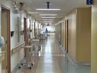 Conducerea SCJU Cluj spune că verificările Corpului de control al premierului vizează procedurile aplicate pacienţilor cu politraumatisme