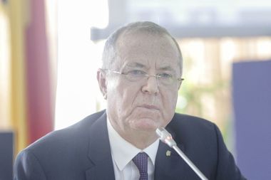 Pavel Năstase: Cei care nu au promovat concursul de directori vor putea ocupa aceste funcţii temporar, până la organizarea unui nou concurs