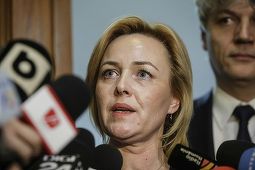 Ministrul de Interne îi cere lui Grindeanu demiterea prefectului de Giurgiu: L-am căutat 3 ore şi a fost de negăsit