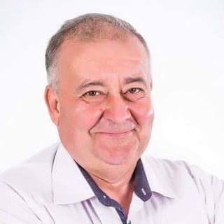 Un primar din Neamţ le-a cerut persoanelor care beneficiază de ajutor social să ajute la deszăpezire, altfel nu vor mai primi banii