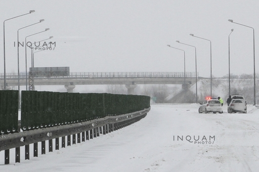 Situaţia drumurilor închise sau restricţionate din cauza viscolului. Trafic oprit pe A2 şi A4, A3 a fost redeschisă. Pe niciun drum naţional nu mai sunt restricţii. Peste 600 de persoane au fost salvate şi 230 autovehicule scoase din zăpadă în Constanţa