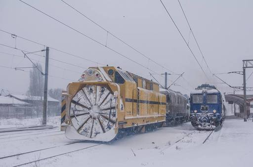 CFR Călători anulează alte 14 trenuri din cauza viscolului. Numărul trenurilor anulate a ajuns la 29 
