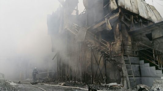Guvern: 44 de persoane au ajuns la spital după incendiul din clubul Bamboo; cinci sunt încă internate