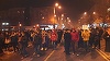 Manifestanţii de la Ploieşti au mers încolonaţi la sediul DNA, unde au strigat ”DNA, iubirea mea”