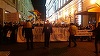 Protestatarii de la Timişoara au pornit în marş pe străzile oraşului; numărul lor s-a dublat în ultima oră, ajungând la peste 15.000. "Grindeanu, ai pătat onoarea din Banat", este una dintre lozincile scandate de manifestanţi
