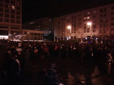 Protestul de la Iaşi s-a încheiat în jurul orei 23.00 în Piaţa Unirii, numărul de manifestanţi ajungând la un moment dat la 15.000