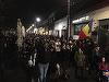 Numărul protestatarilor din Cluj-Napoca a crescut la aproximativ 3.000; manifestanţii au pornit în marş prin oraş
