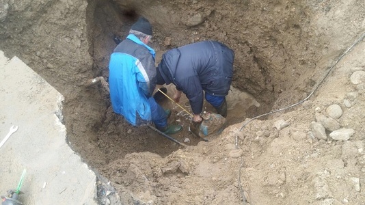Aproape jumătate din municipiul Oradea fără apă potabilă din cauza unei avarii la magistrala de alimentare
