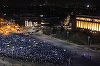 Peste 3.000 de protestatari au realizat în Piaţa Victoriei steagul UE şi au intonat imnul national. Protestul s-a încheiat după cinci ore. UPDATE, FOTO