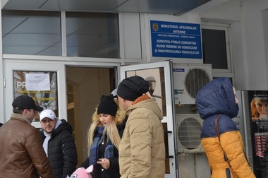 Vaslui: Programările pentru înmatriculări se vor face doar online, de vineri, pentru evitarea aglomeraţiei