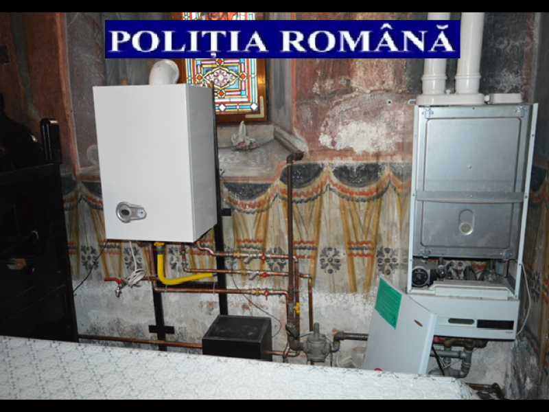 Arhiepiscopia Bucureştilor: Aparatele de aer condiţionat nu afectează cu nimic pictura murală a Bisericii Adormirea Sfintei Ana - Batişte