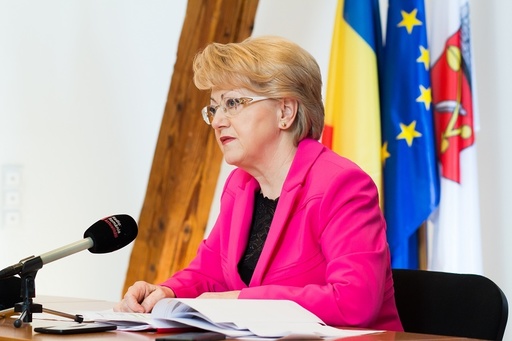 Sibiu încasează mai mulţi bani decât reuşeşte să cheltuiască, din cauza procedurilor de achiziţie extrem de stufoase