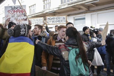 Studenţii de la Politehnica Bucureşti au câştigat trei medalii de aur şi trei de argint la Olimpiada Internaţională de Matematică - SEEMOUS 2017
