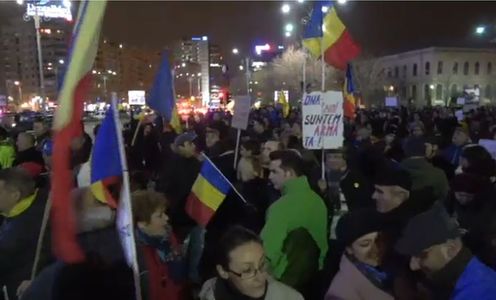 A şaptea duminică de proteste în Piaţa Victoriei s-a încheiat: "Hoţii”, "Vrem justiţie, nu corupţie”, "CCR, sluga PSD”, "România cere: fără graţiere” 
