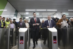 Staţiile de metrou Laminorului şi Străuleşti, inaugurate oficial. Circulaţia se va desfăşura cu trenuri IVA, vechi de 30 de ani
