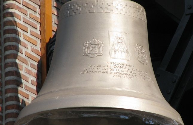 Patriarhia Română, despre chipul Patriarhului Daniel pe clopotele de la Catedrala Neamului: Este o tradiţie justificată. Este o pecete ascunsă la care nu ajunge nimeni cu privirea niciodată